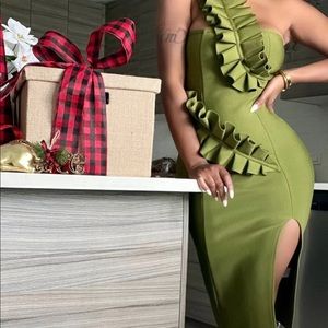 Green Bandage Dress with Elaborate shoulder, Detail throughout and split.